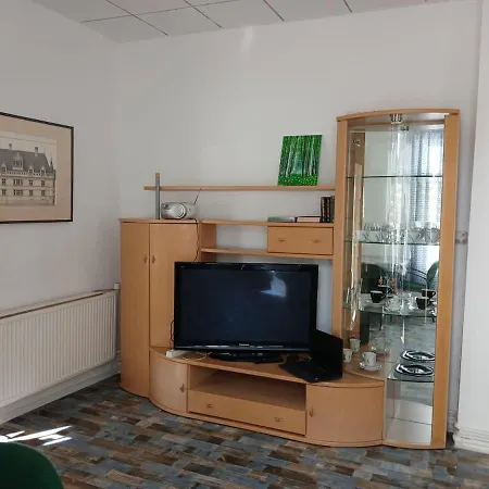 Appartement Mit Garten In Zentrum Schwerin (Mecklenburg-Vorpommern)