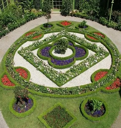 Appartement Mit Garten In Zentrum